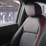 Suede-Fabric-Leather Combi Trimmed Seats